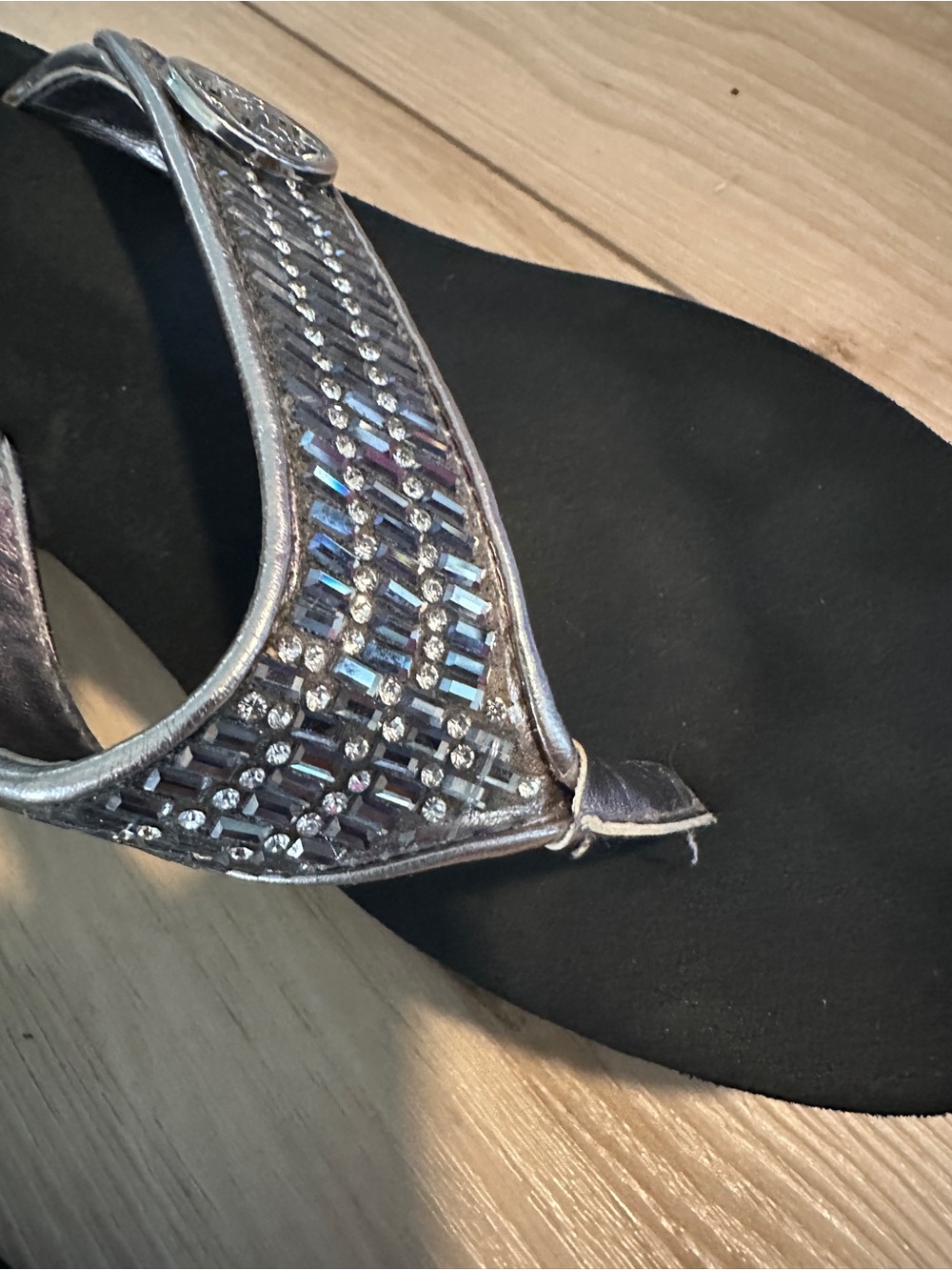 GUESS Black Wedge Sandals with Silver Metallic Straps - Picture 5 of 8